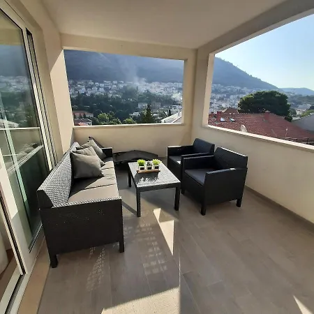 The Big Chill Apartment *